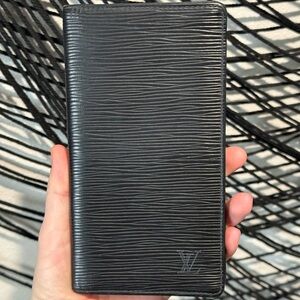 Louis Vuitton Black Epi Card Holder